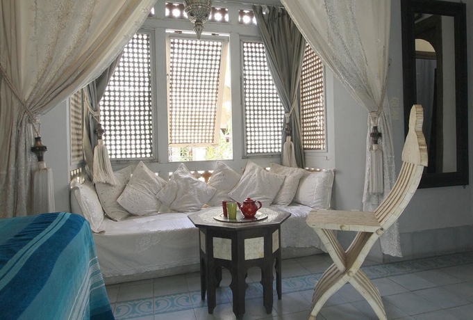 Imagen de la habitación del Riad El Youssoufi. Foto 16