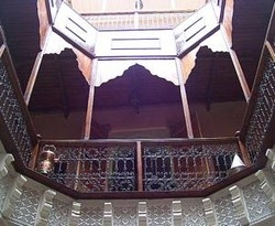 Imagen de los interiores del Riad Essaoussan. Foto 8