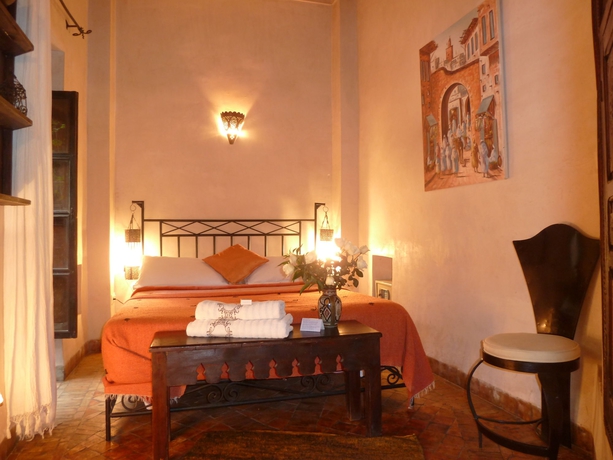 Imagen de la habitación del Riad Hotel Carina. Foto 2