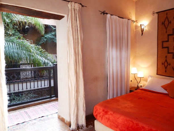 Imagen de la habitación del Riad Hotel Carina. Foto 8