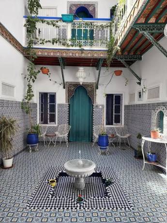 Imagen de los interiores del Riad Hotel Essaouira. Foto 19