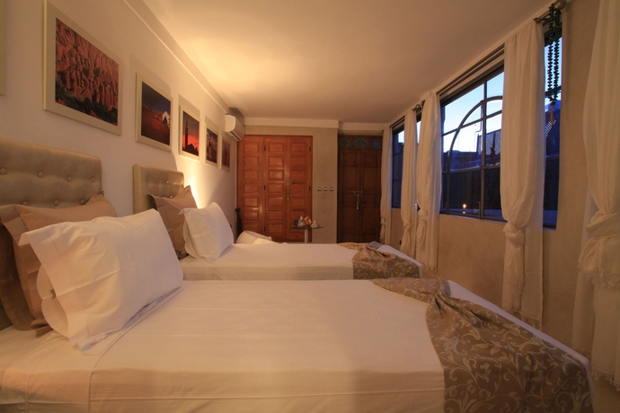 Imagen de la habitación del Riad Infinity Sea. Foto 4