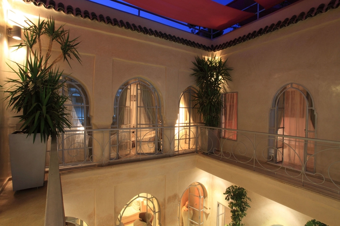 Imagen de los interiores del Riad Infinity Sea. Foto 13