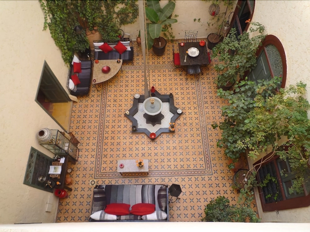 Imagen de los exteriores del Riad Jomana. Foto 11