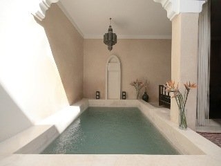 Imagen de la piscina del Riad Karmanda. Foto 10