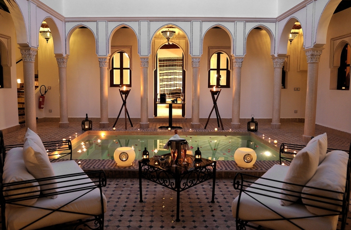 Imagen de la piscina del Riad LE JARDIN D'ABDOU. Foto 11