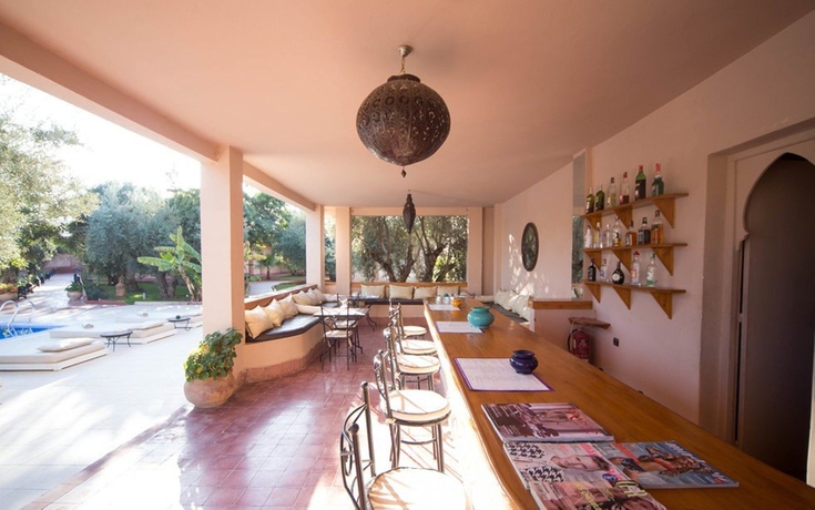 Imagen de la piscina del Riad La Maison des Oliviers. Foto 12