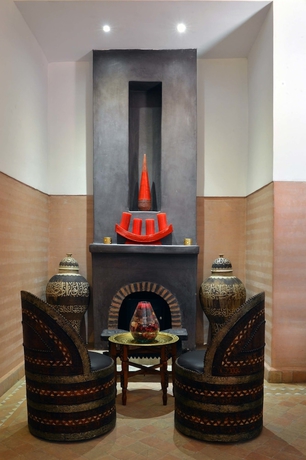 Imagen de los interiores del Riad La Porte Rouge By La Siredrah. Foto 17