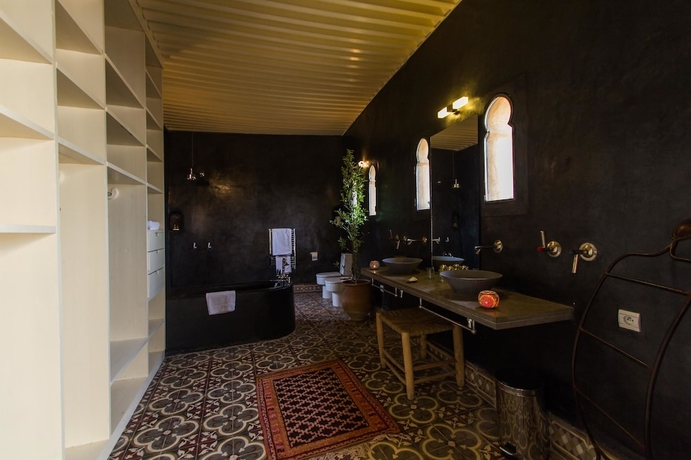 Imagen de la habitación del Riad Laaroussa. Foto 17