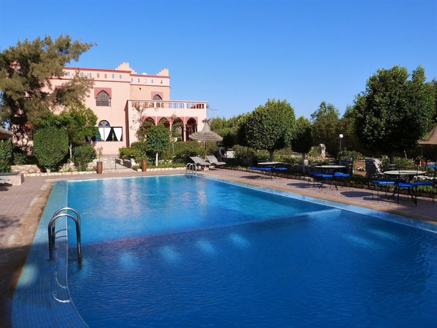 Imagen de la piscina del Riad Les 2 Mondes. Foto 18