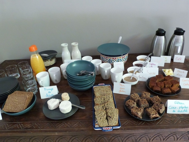 Imagen del bar/restaurante del Riad Les 2 Mondes. Foto 6