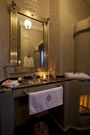 Imagen de la habitación del Riad Les Bougainvilliers. Foto 7