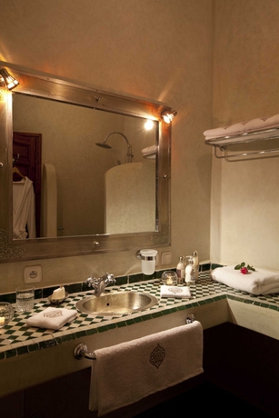 Imagen de la habitación del Riad Les Bougainvilliers. Foto 12