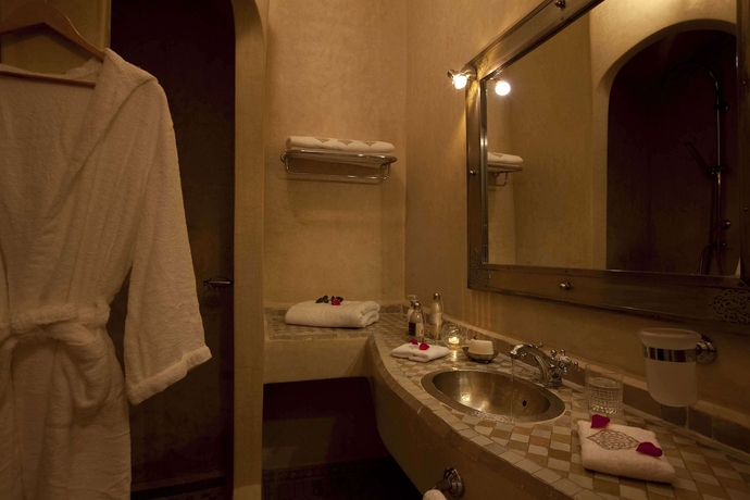 Imagen de la habitación del Riad Les Bougainvilliers. Foto 14