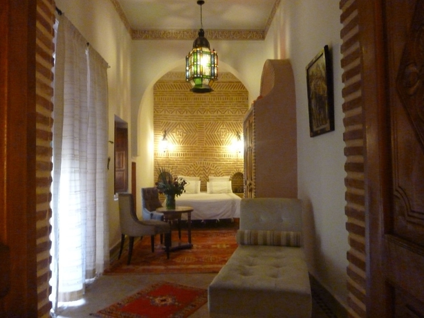Imagen de la habitación del Riad Les Trois Palmiers El Bacha. Foto 13