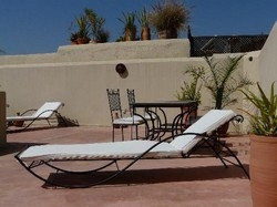 Imagen de los exteriores del Riad L'orange Bleue. Foto 8