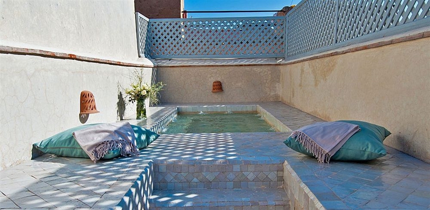 Imagen de la piscina del Riad Luxe 36. Foto 12