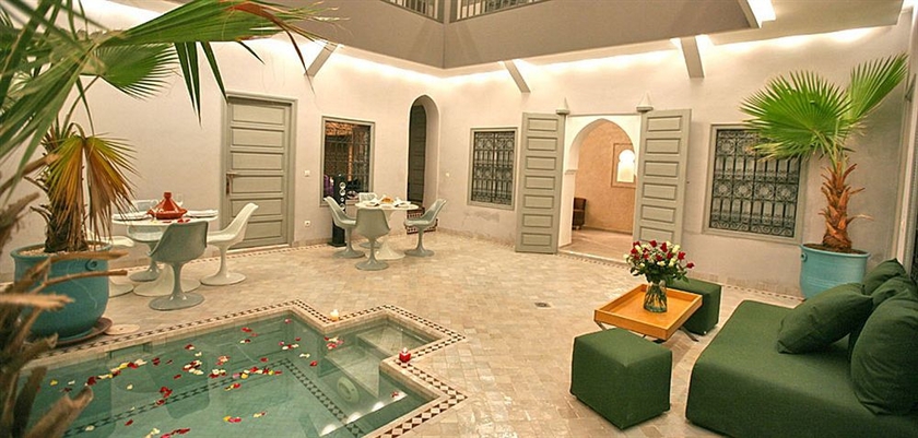 Imagen de la piscina del Riad Luxe 36. Foto 14