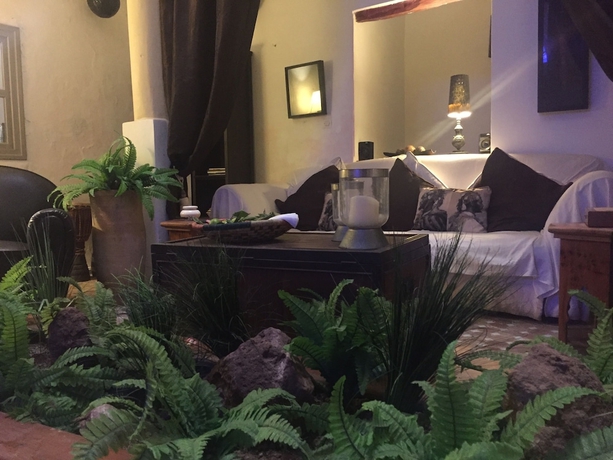 Imagen de los interiores del Riad Lyon Mogador. Foto 16