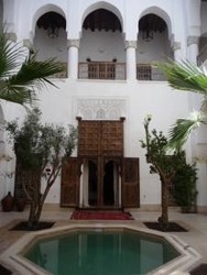 Imagen de la piscina del Riad Matham. Foto 9