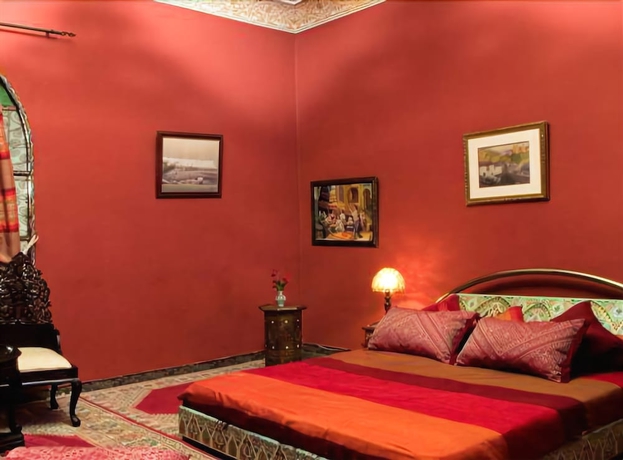 Imagen de la piscina del Riad Meknès. Foto 18