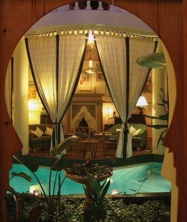 Imagen de la piscina del Riad Moucharabieh. Foto 9
