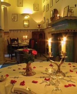 Imagen del bar/restaurante del Riad Moucharabieh. Foto 4