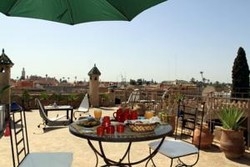 Imagen de los exteriores del Riad Mur Akush. Foto 6