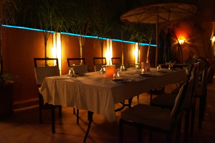 Imagen del bar/restaurante del Riad Palais Azukar. Foto 11