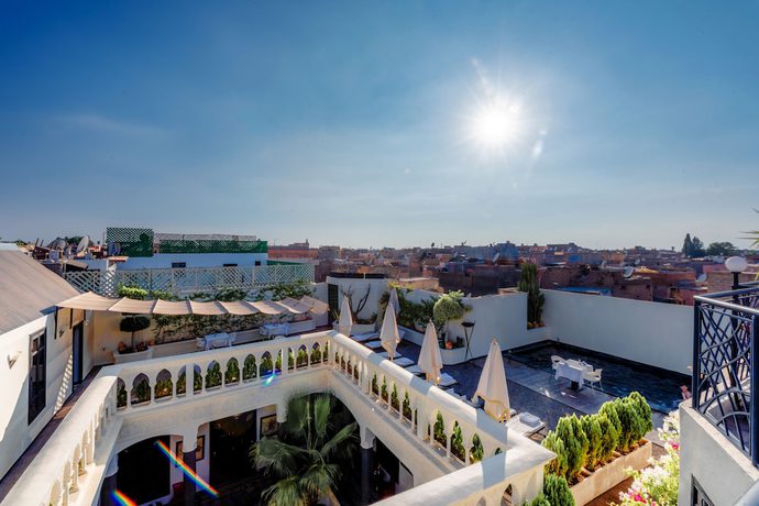 Imagen de los exteriores del Riad Palais Razala. Foto 19