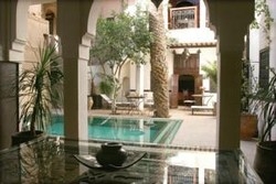 Imagen de la piscina del Riad Palmier, Marrakech. Foto 12