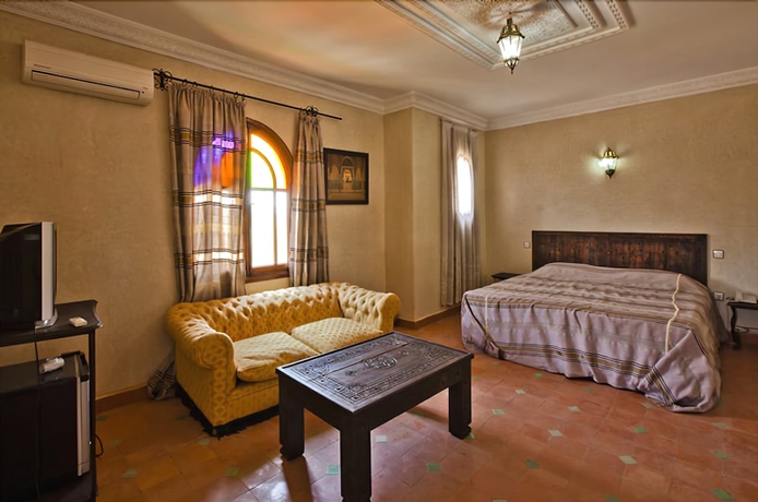 Imagen de la habitación del Riad Rrsport and Hotel Maroc. Foto 9