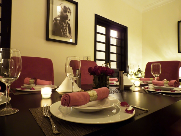 Imagen del bar/restaurante del Riad Ryad Amiran and Spa. Foto 5
