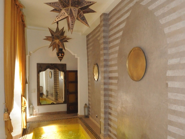 Imagen de la piscina del Riad Sable Chaud. Foto 16