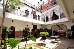 Imagen de los exteriores del Riad Sheba. Foto 5