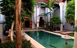Imagen de la piscina del Riad Slitine. Foto 8