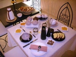 Imagen del bar/restaurante del Riad Soleil D'orient. Foto 1