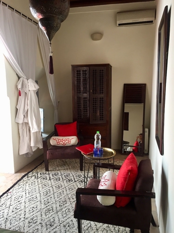 Imagen de la habitación del Riad Tizwa. Foto 16
