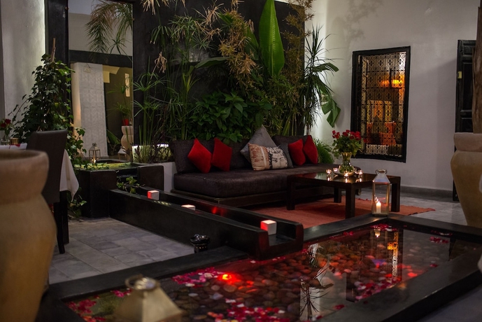 Imagen de los interiores del Riad Villa Wengé. Foto 17