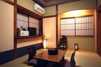 Imagen de la habitación del Ryokan Bansuitei Ikoiso. Foto 6