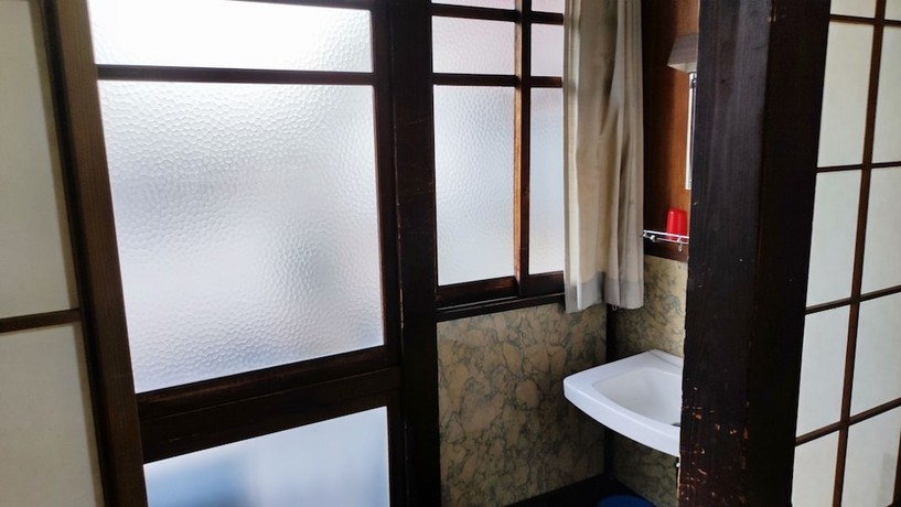Imagen de la habitación del Ryokan Chuoukan Shimizuya. Foto 9