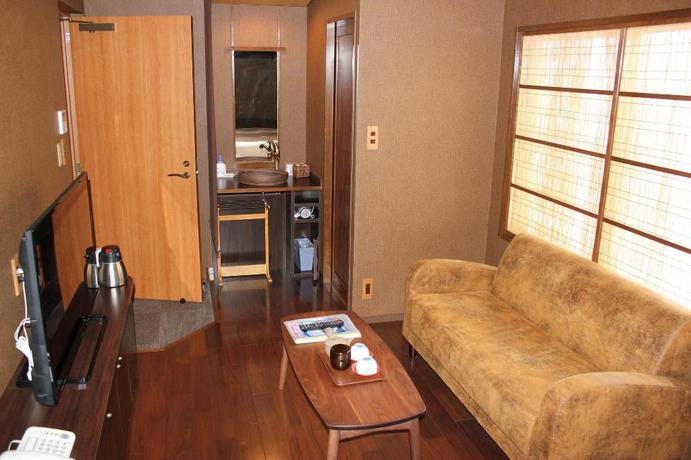 Imagen de la habitación del Ryokan Fuji Ginkei. Foto 15