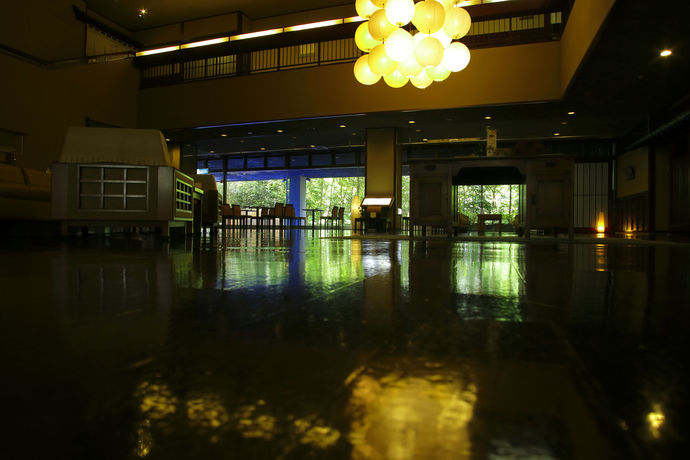 Imagen de los interiores del Ryokan Fujiya, Kaga. Foto 5