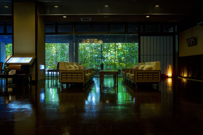 Imagen de los interiores del Ryokan Fujiya, Kaga. Foto 8