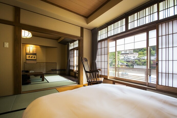 Imagen de la habitación del Ryokan Fujiya, Yugawara. Foto 26