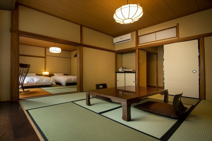 Imagen de la habitación del Ryokan Fujiya, Yugawara. Foto 27