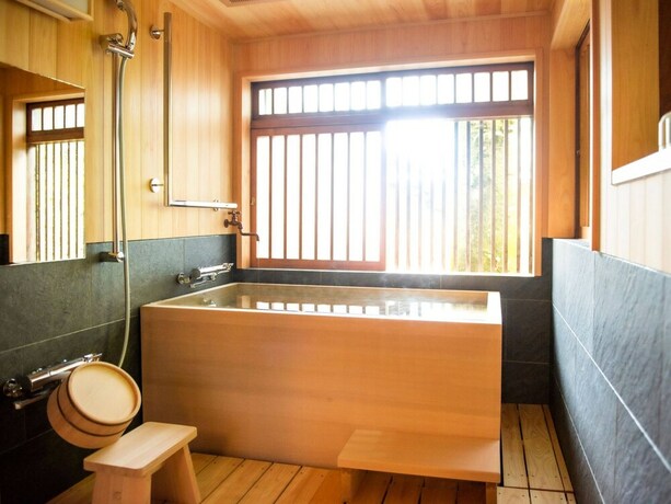 Imagen de la habitación del Ryokan Fujiya, Yugawara. Foto 29