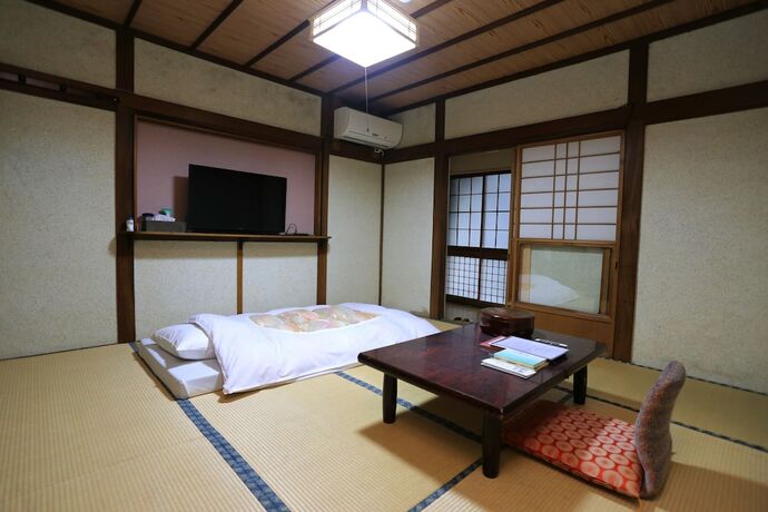 Imagen de la habitación del Ryokan Hinoderyokan. Foto 26
