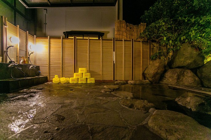 Imagen de la piscina del Ryokan Japanese Onsen Yufuin Tabinokura. Foto 20