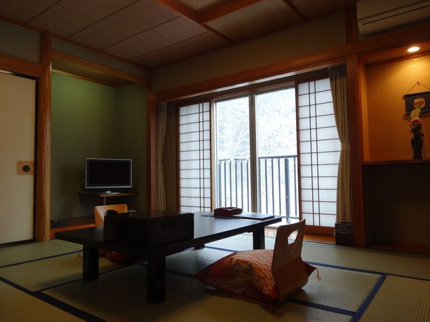 Imagen de la habitación del Ryokan Kamiaizuya. Foto 14